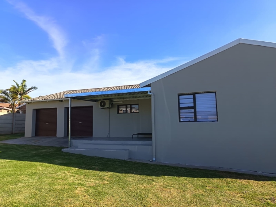 2 Bedroom Property for Sale in Strelitzia Park Eastern Cape